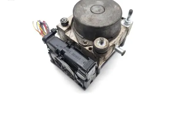 Renault Clio III ABS Pump 8200747140 0265232077 0265800559
