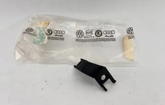 Audi 100 S4 C4 Front bumper corner part panel trim 4A0853238A
