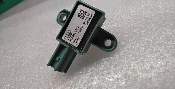 Audi A4 S4 B8 8K Airbag deployment crash/impact sensor 8K0955557C