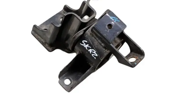 Hyundai i10 Gearbox mounting bracket