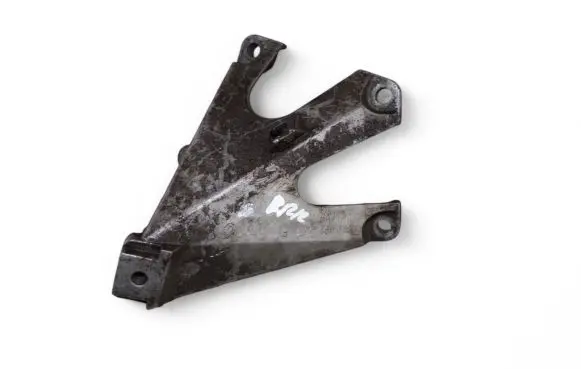 Audi A4 S4 B6 8E 8H Engine mounting bracket 8E0199307F