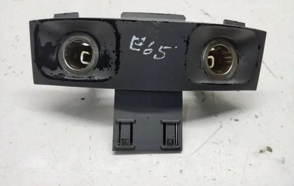 BMW 7 E65 E66 Cigarette lighter rear 7002402 51167002402 58450713