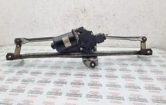Audi A6 S6 C5 4B Front wiper linkage and motor 8D1955113C