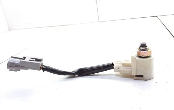 Toyota Picnic Sensor 9842000 1323