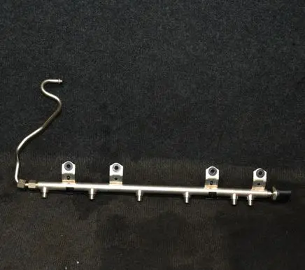 BMW 5 F10 F11 Fuel main line pipe 7628049