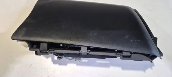 Ford Mustang VI Glove box FR3B63060T10
