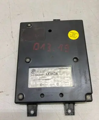 Volkswagen PASSAT B6 Phone control unit/module 3C0035729F 001069E89599 N342ZZ276