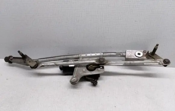 Volvo V70 Front wiper linkage 09151848 404775 182395