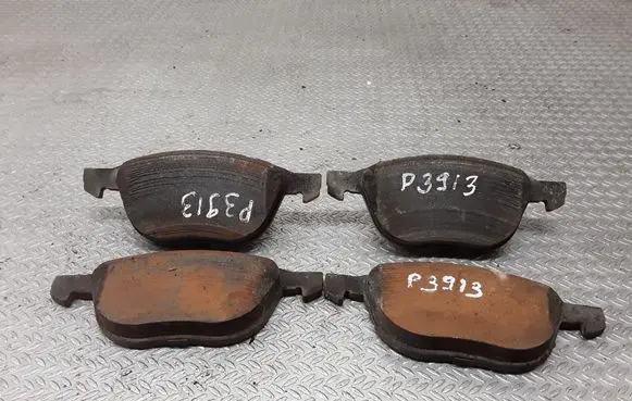 Volvo S40 Brake pads (front) 