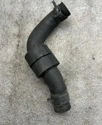 Volkswagen Transporter - Caravelle T5 Engine coolant pipe/hose 7E0121080