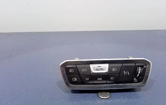 BMW X6 M Light switch 9461138
