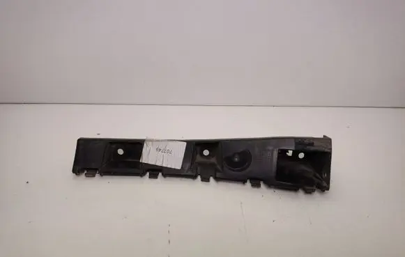 Ford Mustang VI Front bumper mounting bracket FR3B16C067AC
