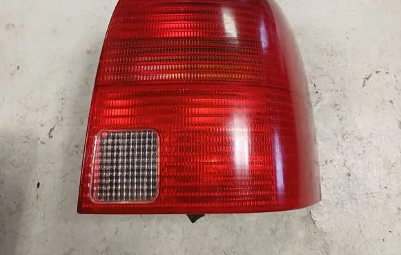 Volkswagen PASSAT B5 Rear/tail lights