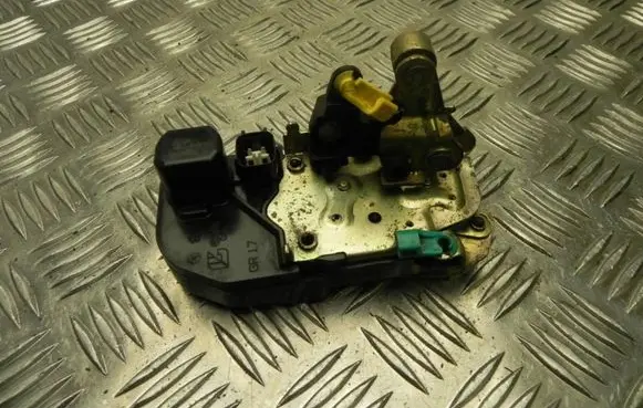 Jeep Grand Cherokee (WK) Front door lock 2985J T174
