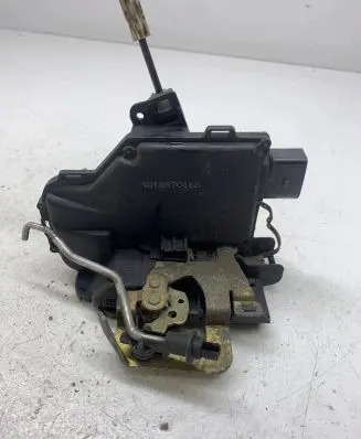 Audi A6 S6 C5 4B Front door lock 4B1837016B