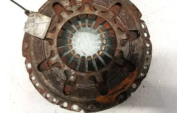 Toyota Yaris Pressure plate NEPLAUKIOJANTIS