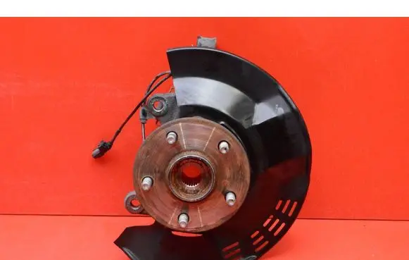 Toyota Yaris Cross Front wheel hub spindle knuckle 
