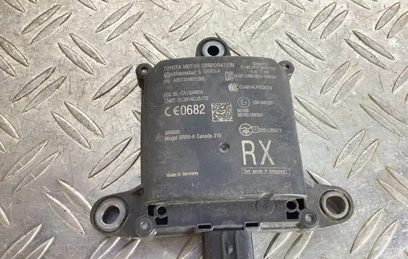 Lexus RX 450H Blind spot module 881620W301