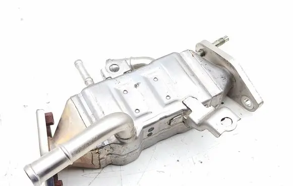 Toyota Prius (XW50) EGR valve cooler 2560137020D 28G16B1132