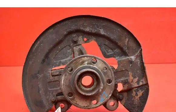 Volvo XC60 Front wheel hub spindle knuckle