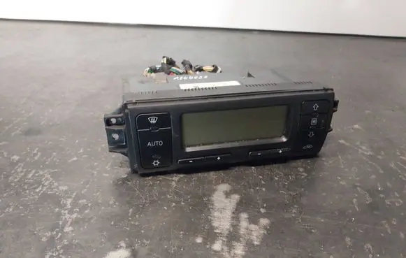 Seat Leon (1M) Climate control unit 1M0820043D 5HB00797802