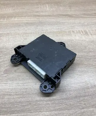 Toyota Prius (XW20) Air conditioner control unit module 8865047051 1776003362