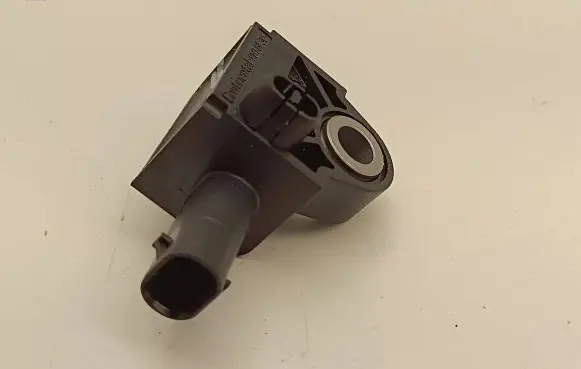 Chrysler Pacifica Airbag deployment crash/impact sensor 68245079AA 53328371 4046E