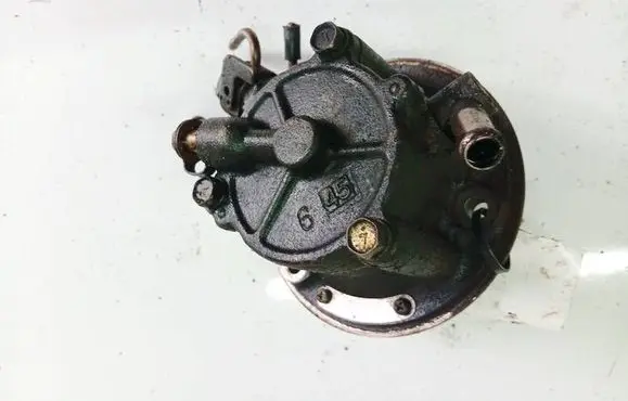 Nissan Primera Vacuum pump 146502J601