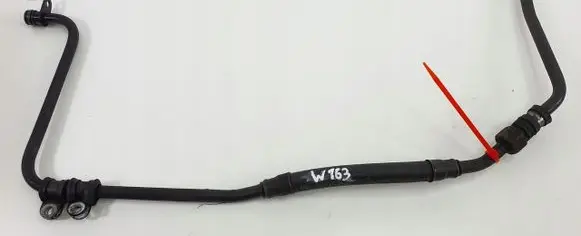 Mercedes-Benz ML W163 Gearbox oil cooler pipe/hose A6121800530