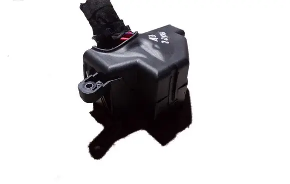 Audi A3 S3 A3 Sportback 8P Fuse module