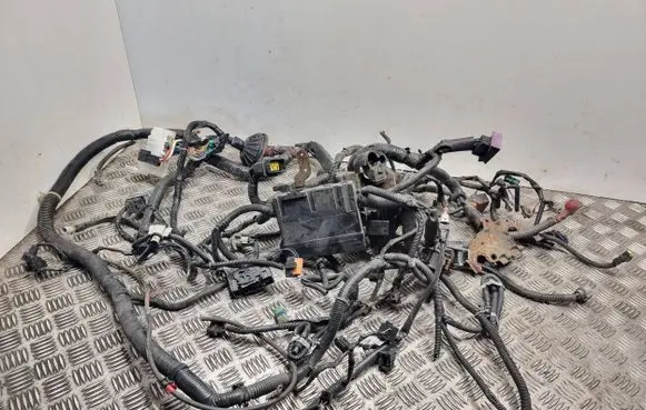 Nissan Note (E11) Engine installation wiring loom