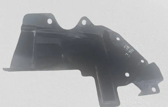 Nissan Qashqai Front underbody cover/under tray 64839JD00A
