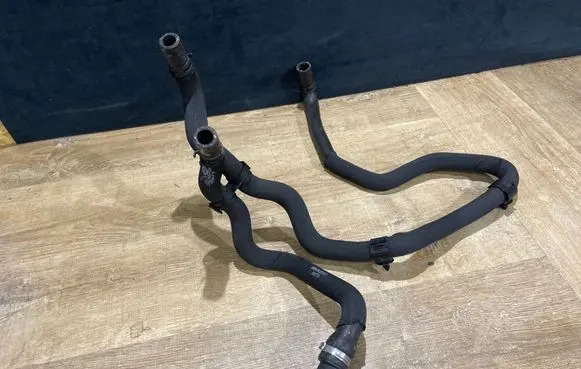 Land Rover Range Rover Velar Engine coolant pipe/hose HK837752AD