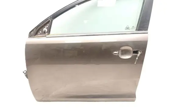 KIA Sportage Front door 