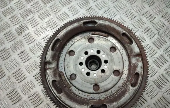 Audi A4 S4 B7 8E 8H Flywheel 03G105317