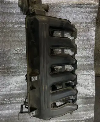 BMW 7 E65 E66 Intake manifold 7789247