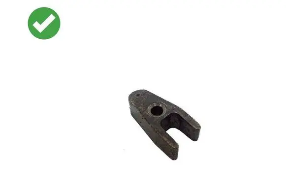 Mercedes-Benz CLS C219 Fuel Injector clamp holder 