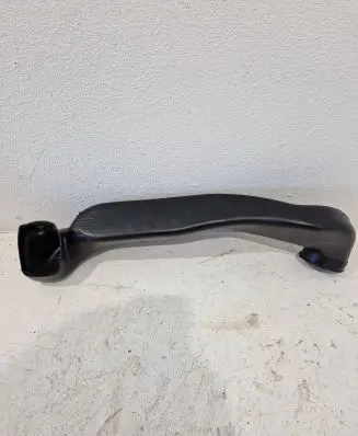 BMW 5 E28 Breather hose/pipe 51451874489