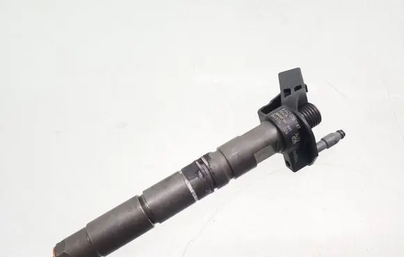 Mercedes-Benz E A207 Fuel injector A6420701187 0445116026