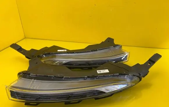Hyundai Bayon Headlight/headlamp 92207Q0600