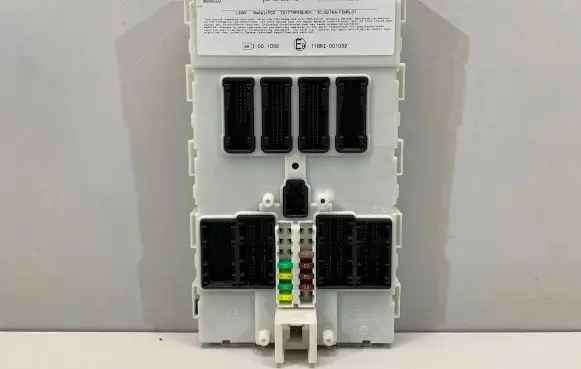 BMW 3 F30 F35 F31 Central body control module 8707752