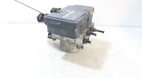 Volkswagen Golf V ABS Pump
