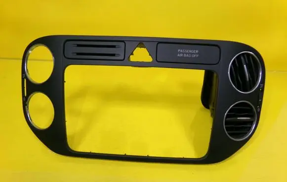 Volkswagen Golf Plus Panel trim 5M0856071