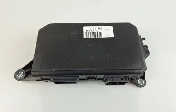 Renault Laguna III Door central lock control unit/module 51711366