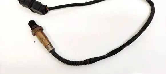 Volkswagen PASSAT B6 Lambda probe sensor 03G906262A 0281004042