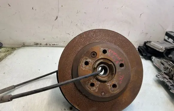 Porsche Cayenne (9PA) Rear wheel hub spindle/knuckle 32312