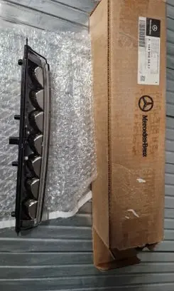 Mercedes-Benz GL X164 LED Daytime headlight A1649060451