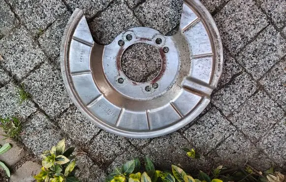 Ford Escape IV Rear brake disc plate dust cover JX612K317AA