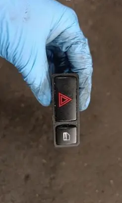 BMW X5 E53 Hazard light switch 8368920