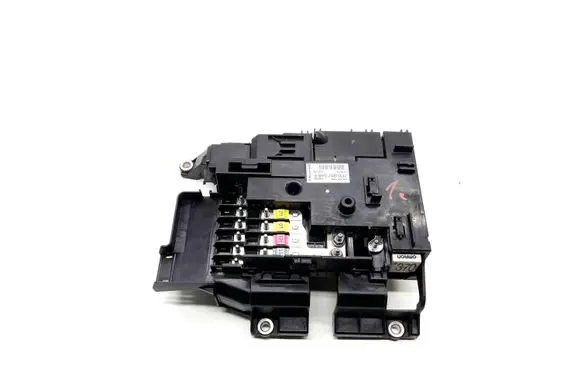 Volkswagen Touareg II Fuse module 7P0937548F